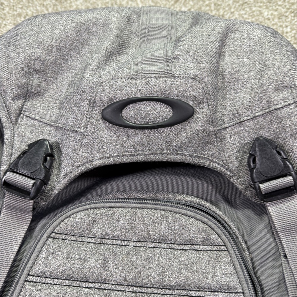 Oakley Backpack Y2k Style Gorpcore Tactical Field Gear Gray Essentiaks - Picture 2 of 15